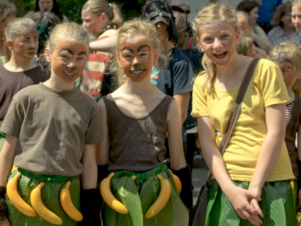 OLYMPUS DIGITAL CAMERA