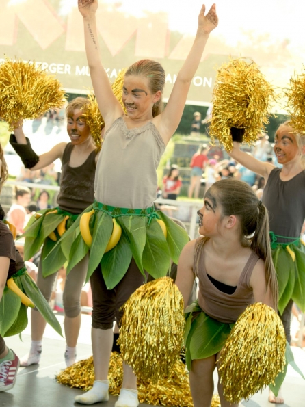 OLYMPUS DIGITAL CAMERA