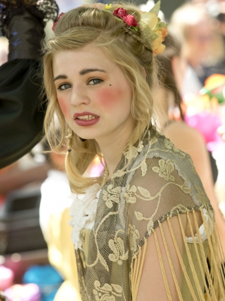 OLYMPUS DIGITAL CAMERA