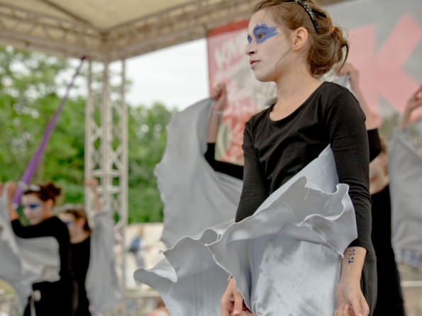 OLYMPUS DIGITAL CAMERA