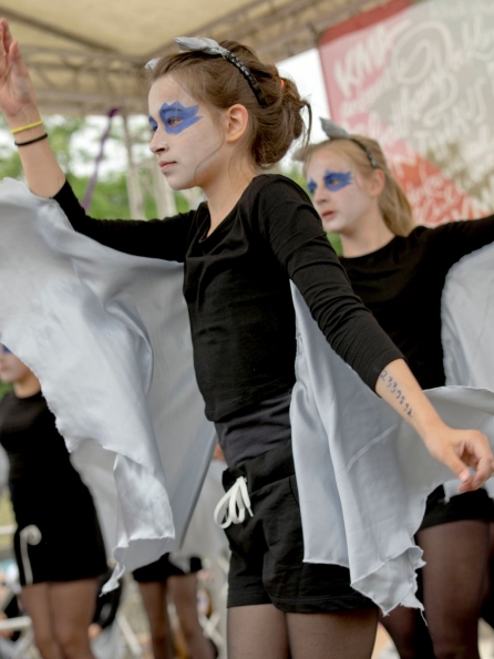 OLYMPUS DIGITAL CAMERA