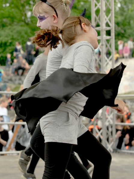 OLYMPUS DIGITAL CAMERA