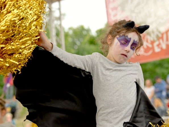 OLYMPUS DIGITAL CAMERA