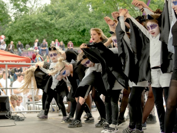 OLYMPUS DIGITAL CAMERA