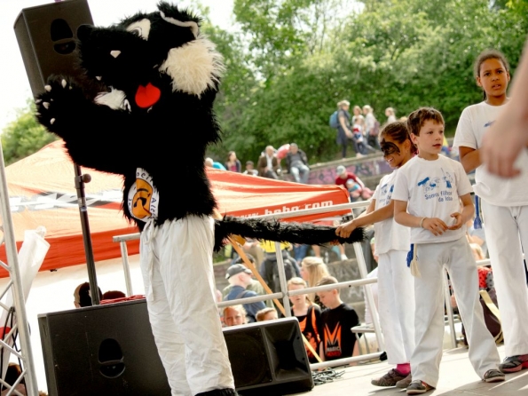 OLYMPUS DIGITAL CAMERA