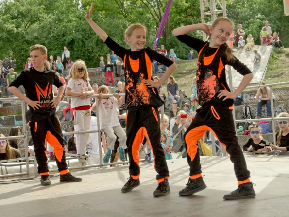 OLYMPUS DIGITAL CAMERA