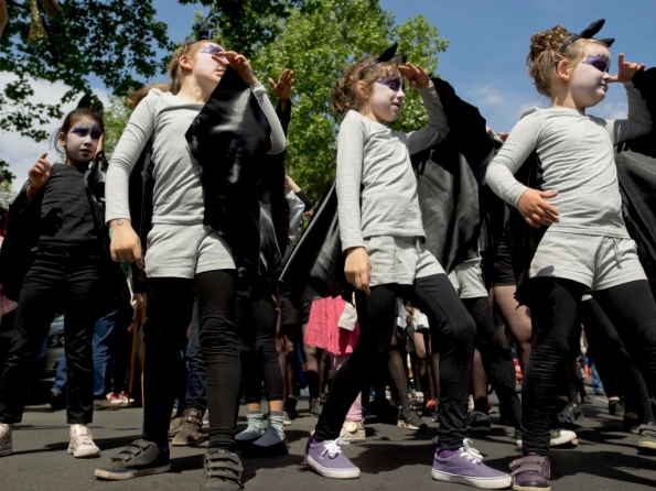 OLYMPUS DIGITAL CAMERA