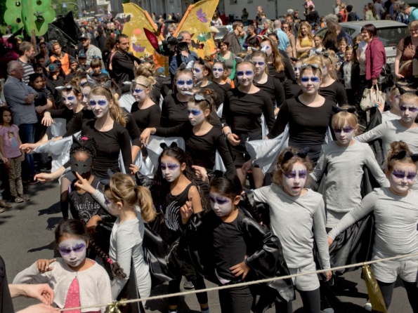 OLYMPUS DIGITAL CAMERA