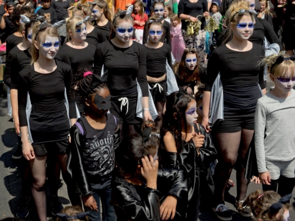 OLYMPUS DIGITAL CAMERA