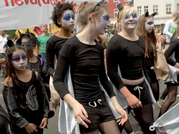 OLYMPUS DIGITAL CAMERA