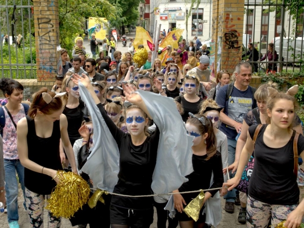 OLYMPUS DIGITAL CAMERA