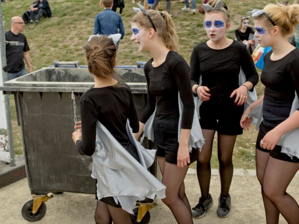 OLYMPUS DIGITAL CAMERA