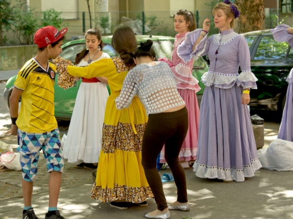 OLYMPUS DIGITAL CAMERA