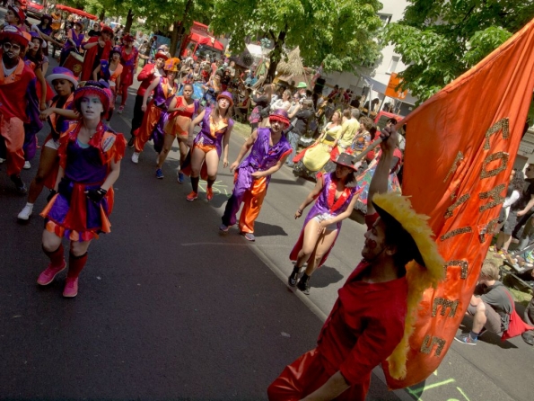 OLYMPUS DIGITAL CAMERA