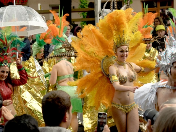 OLYMPUS DIGITAL CAMERA