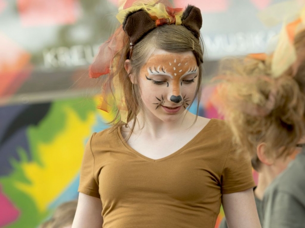 OLYMPUS DIGITAL CAMERA