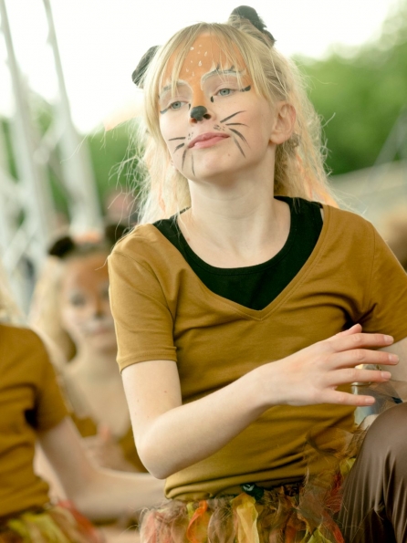 OLYMPUS DIGITAL CAMERA