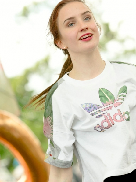 OLYMPUS DIGITAL CAMERA