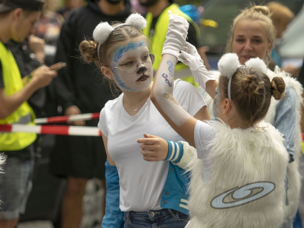 OLYMPUS DIGITAL CAMERA