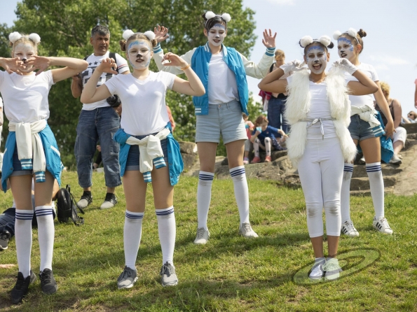 OLYMPUS DIGITAL CAMERA