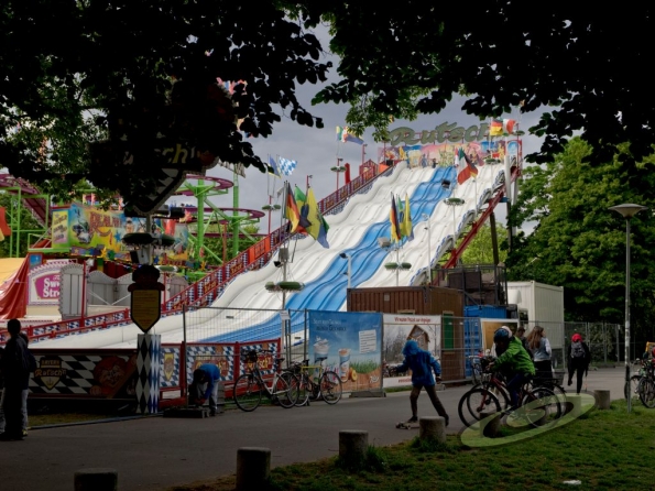 OLYMPUS DIGITAL CAMERA